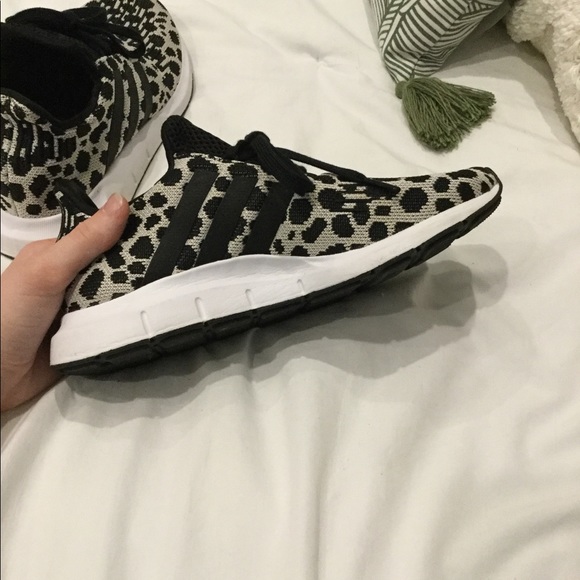 Adidas Swift run sneakers - Picture 5 of 6